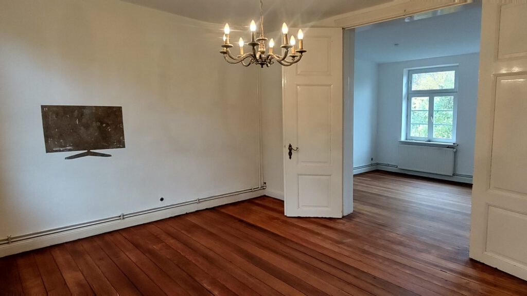 Ein renoviertes Zimmer im Torhaus